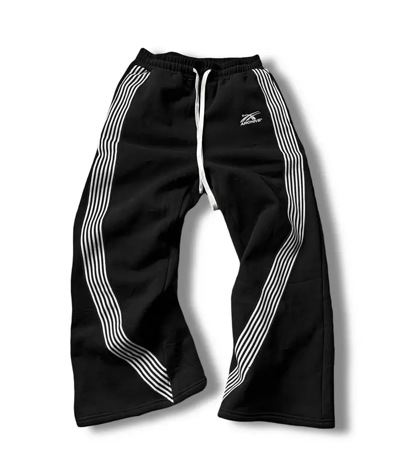 Hypedept Archive Essential Wideleg Sweatpants Black (1) Hypedept Archive Essential Wideleg Sweatpants Black (1)